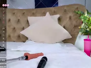 tiffanywestxxx — Freechat on Chaturbate