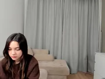 tobimediate — Goal:  Ahegao + kiss? : #18 #tease #shy #new #asian [82 tokens remaining]