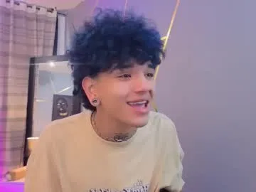 todoroki_g — GOAL: cute neon lights [65 tokens remaining] Welcome to my room! #young #skinny #femboy #18 #anal