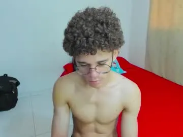 Avatar of tom_blue10