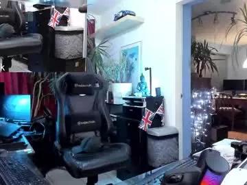 Try our girls live displays and explore the company of endless strippers, with beautiful physiques, vibrating toys and more.