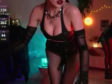 Try our girls live displays and explore the company of endless strippers, with beautiful physiques, vibrating toys and more.