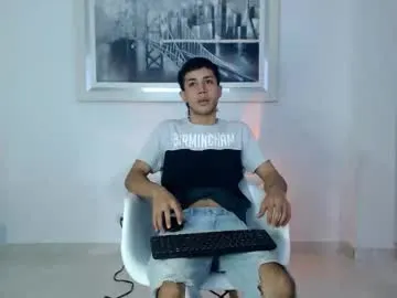 valen_and_paul_'s avatar