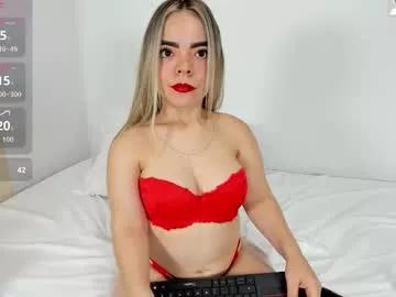 Try our girls live displays and explore the company of endless strippers, with beautiful physiques, vibrating toys and more.