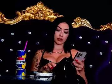 Try our girls live displays and explore the company of endless strippers, with beautiful physiques, vibrating toys and more.