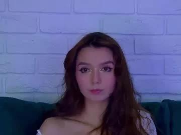 Try our girls live displays and explore the company of endless strippers, with beautiful physiques, vibrating toys and more.