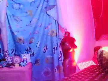Try our girls live displays and explore the company of endless strippers, with beautiful physiques, vibrating toys and more.