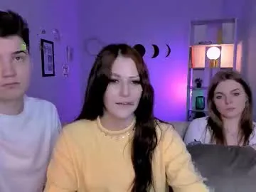 veronica_bubble — GOAL: sexy dance [86 tokens remaining] Welcome to my room! #bigass #blonde #cum #sph #young