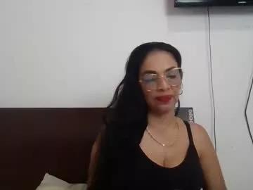 vickyy_kiss from Chaturbate is Freechat