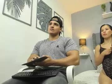 Try our girls live displays and explore the company of endless strippers, with beautiful physiques, vibrating toys and more.