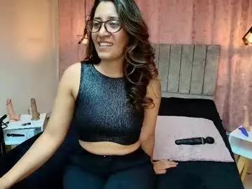 Try our girls live displays and explore the company of endless strippers, with beautiful physiques, vibrating toys and more.