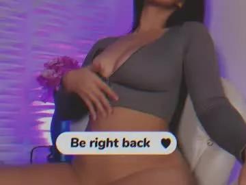 Try our girls live displays and explore the company of endless strippers, with beautiful physiques, vibrating toys and more.