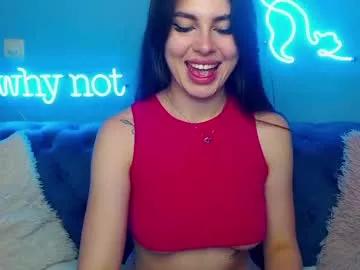 Try our girls live displays and explore the company of endless strippers, with beautiful physiques, vibrating toys and more.