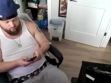 wifebeatershirtdude from Chaturbate is Freechat