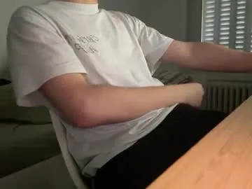 wilddesire18 — Freechat on Chaturbate