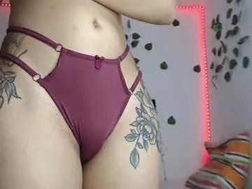 xoxo_natix from Chaturbate