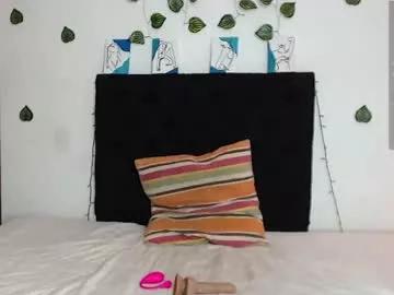 xoxo_natix from Chaturbate