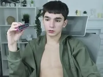 yamitwink — ALL NEKED + OIL SHOW [400 tokens left] I am #new here #18 #uncut #twink #young