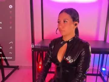Try our girls live displays and explore the company of endless strippers, with beautiful physiques, vibrating toys and more.