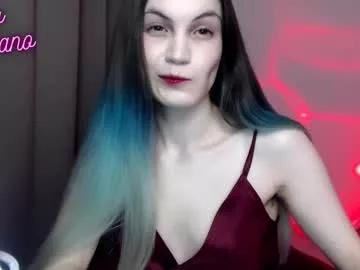 Try our girls live displays and explore the company of endless strippers, with beautiful physiques, vibrating toys and more.