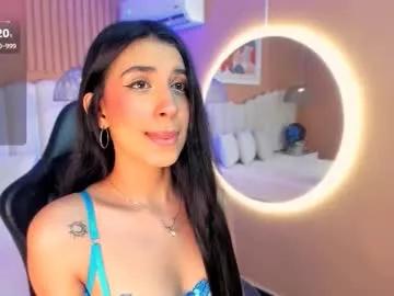Try our girls live displays and explore the company of endless strippers, with beautiful physiques, vibrating toys and more.