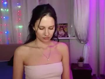 Try our girls live displays and explore the company of endless strippers, with beautiful physiques, vibrating toys and more.