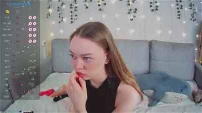 aniamilk from Cherry is Freechat