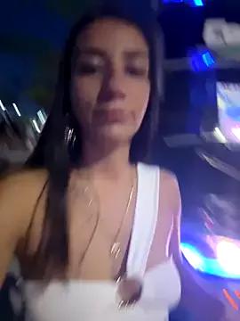 -juicy_ from StripChat is Freechat