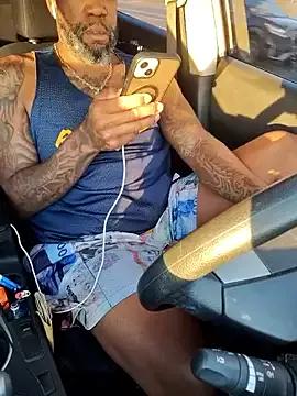 Try our girls live displays and explore the company of endless strippers, with beautiful physiques, vibrating toys and more.