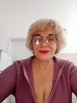 52MiaLove02 from StripChat is Freechat