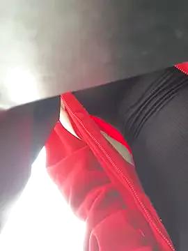 Try our girls live displays and explore the company of endless strippers, with beautiful physiques, vibrating toys and more.