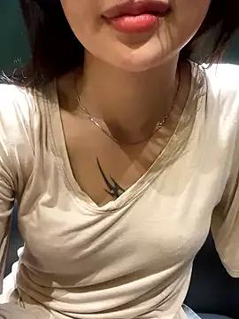 Try our girls live displays and explore the company of endless strippers, with beautiful physiques, vibrating toys and more.