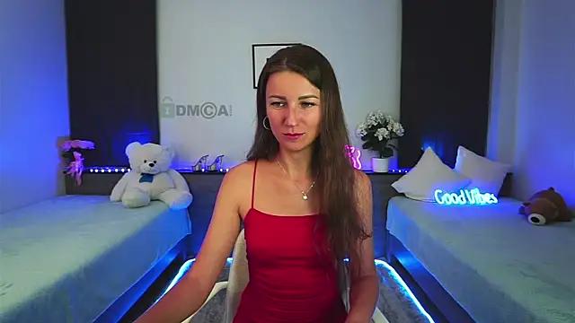 Try our girls live displays and explore the company of endless strippers, with beautiful physiques, vibrating toys and more.