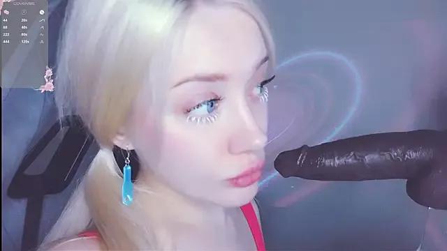 Try our girls live displays and explore the company of endless strippers, with beautiful physiques, vibrating toys and more.