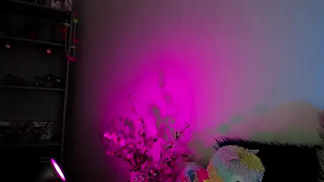 _chloe_moons_ from StripChat is Freechat