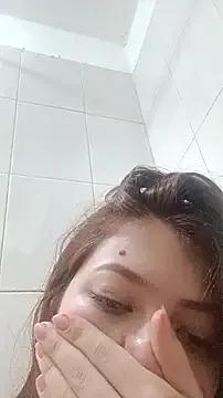_Cristalfoxx4 from StripChat is Freechat