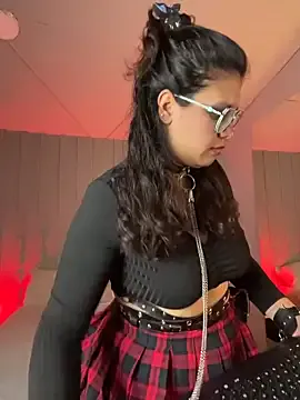 _DanyDaniels_ — Please Stand Up And Turn