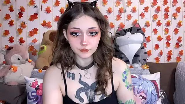 Try our girls live displays and explore the company of endless strippers, with beautiful physiques, vibrating toys and more.