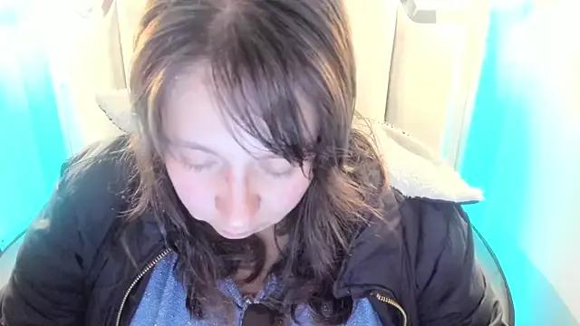 _Emily_rosee_ from StripChat is Freechat