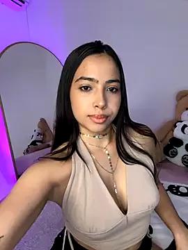 _Emily_Thompson_ from StripChat is Freechat