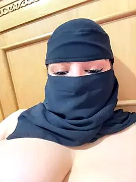 Photos of _Laiali_ from StripChat is Freechat