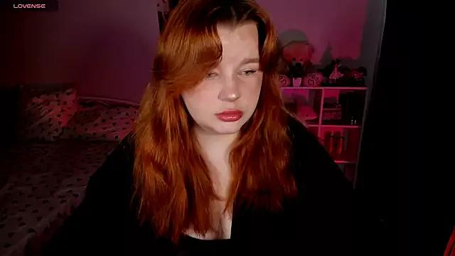 _Lisa_x from StripChat is Freechat