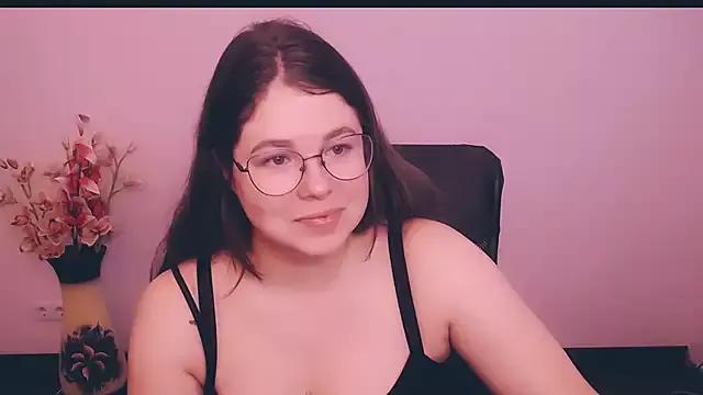 _Lovely_Mary from StripChat is Freechat
