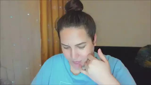 Try our girls live displays and explore the company of endless strippers, with beautiful physiques, vibrating toys and more.