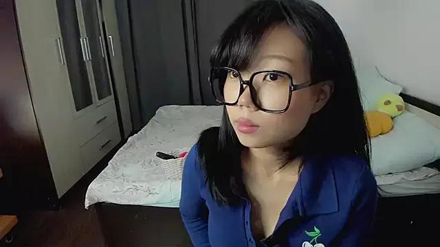 _molly_molly_molly_ from StripChat is Freechat