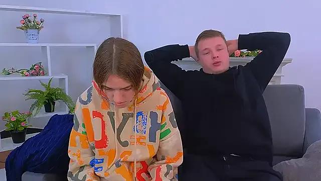 _Olli__Stiw_ from StripChat