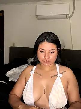 Try our girls live displays and explore the company of endless strippers, with beautiful physiques, vibrating toys and more.