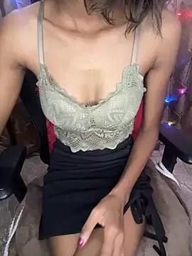 Try our girls live displays and explore the company of endless strippers, with beautiful physiques, vibrating toys and more.