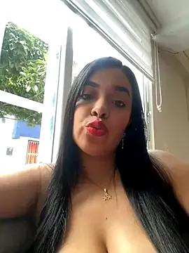 Try our girls live displays and explore the company of endless strippers, with beautiful physiques, vibrating toys and more.