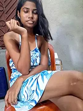 _sexy-queen from StripChat is Freechat